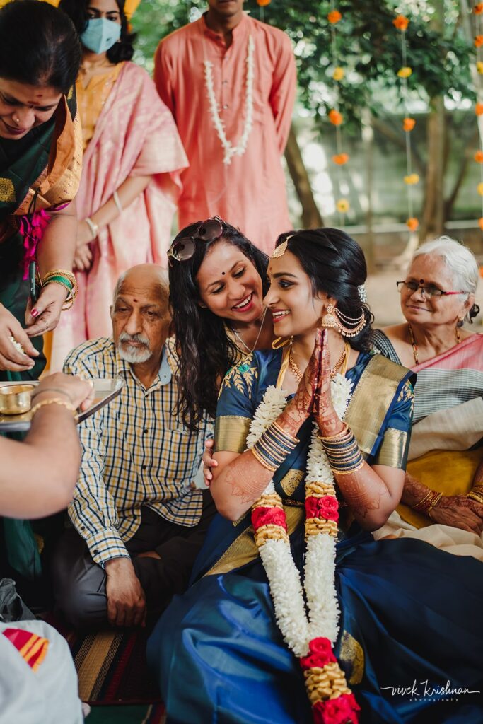 Top 29 Couple Marathi Wedding Photography Poses - Marathi Wedding Rituals  Photography